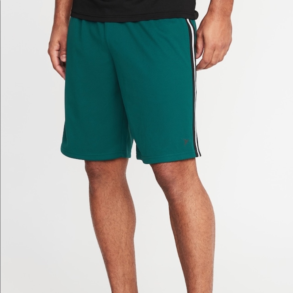 Old Navy Men’s mesh shorts